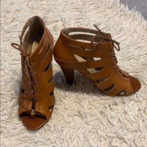 Used women sandal heels